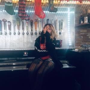 Meet your Posher, Brianna